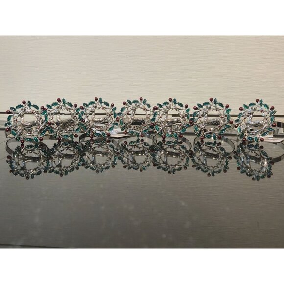 Vintage Reindeer Wreath napkin rings Christmas table Green Leaves & Red Berries - Picture 8 of 10